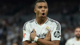 Real Madrid'e büyük şok! Yıldız oyuncusunu ezeli rakibine kaptırıyor...