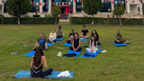 Kampüste sağlıklı yaşam molası; Açık havada yoga