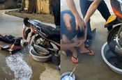 İlk önce saçını yıkadı daha sonra kuruttu! 
