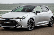 Toyota yeni Corolla Hatchback'i Türkiye'de satışa sundu performansı ve yakıt tüketimi tatmin edici