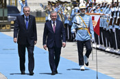 Cumhurbaşkanı Erdoğan, Özbekistan Cumhurbaşkanı Mirziyoyev'i resmi törenle karşıladı