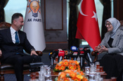 AK Parti Genel Merkezi'nde siyasi partiler arası bayramlaşma