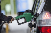 Depoları doldurmak için bekleyin! Petrol fiyatları çakıldı, benzin ve motorine büyük indirim yolda