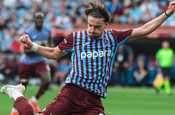 Trabzonspor'da Enis Destan sakatlandı!