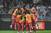 Galatasaray Trabzonspor'u geçti, şampiyonluk ateşini yaktı