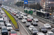 İstanbullular geçen yıl trafikte 105 saat kaybetti! En çok trafik kazası o saatlerde oldu