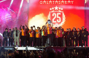 Galatasaray şampiyonluk kupasını kaldırdı