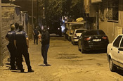 Şanlıurfa'da polise silahla ateş açan zanlı saklandığı evde yakalandı