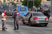 İzmir’de halindeki otomobile silahlı saldırı: 3 ölü, 3 yaralı