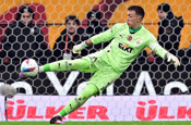 Fernando Muslera İstanbul'dan ayrıldı! Galatasaray kariyeri son bulmuştu