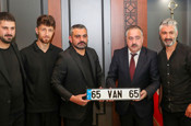 Van Emniyet Müdürü Mutlu'dan 1. Lig'e yükselen Vanspor'a anlamlı hediye
