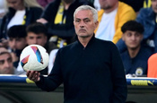 Fenerbahçe'de Jose Mourinho Kararı