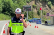 Emniyet ve trafik ekiplerince bir haftada 403 bin 49 sürücüye işlem yapıldı