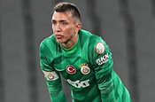 Fernando Muslera'nın yeni takımından alacağı maaş herkesi şaşırttı
