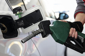Tabela değişiyor depoları fulleyin! Benzin, motorin ve LPG'ye otomatik zam!