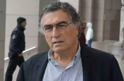 Hasan Cemal deniz ambulansıyla hastaneye sevk edildi