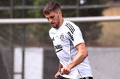 Beşiktaş’ın yeni transferi Jurasek, tepkilerin ardından hesabını kapattı