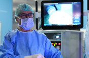 Fıtık ameliyatında robotik dokunuşla hızlı iyileşme