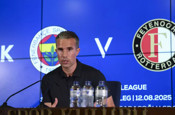 Robin van Persie: Fenerbahçe fırsatçılık yaptı