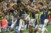 Fenerbahçe'nin Feyenoord galibiyeti Hollanda basınında: Kadıköy cehennemi