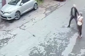 İstanbul'da gündüz vakti kadının başına gelene bakın! Yolda yürürken bir anda...