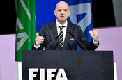 İsrail'i turnuvalardan atmayan FİFA Başkanı İnfantonu'nun sahte gözyaşları