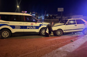 Kayseri'de dur ihtarına uymayan sürücü ekip aracına çarptı 2 polis...