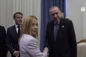 Cumhurbaşkanı Erdoğan'dan Meloni'ye: Sigarayı bırak