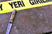 Sokak ortasında dehşet! Husumetlisini bıçakla katletti