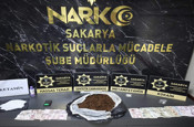 Sakarya'da uyuşturucuyu tuvalette imha etmeye çalışan 3 şüpheli gözaltına alındı