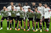 Beşiktaş'ta şok sakatlık! Maça devam edemedi