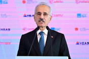 Bakan Uraloğlu açıkladı! Havayolunda Cumhuriyet tarihinin rekoru kırıldı