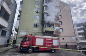 Karabük'te apartmanda can pazarı! Yangın nedeniyle mahsur kalan 8 kişi kurtarıldı