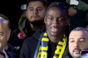 Sidiki Cherif, Fenerbahçe için İstanbul'da