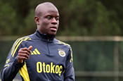 N'Golo Kante, Fenerbahçe'de ilk antrenmanına çıktı
