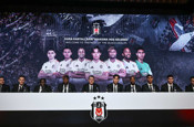Beşiktaş'tan imza şov! 7 isim için tören düzenlendi