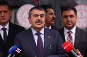 Milli Eğitim Bakanı Yusuf Tekin yanıtladı! Ara tatil kaldırılacak mı?