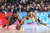 Anadolu Efes son çeyrekte Kızılyıldız'a teslim oldu