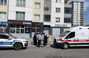 Kayseri'de 3'üncü kattan düşen yaşlı adam öldü