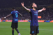 Hakan Çalhanoğlu füzeyi yolladı Inter Roma'ya gol yağdırdı