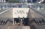 Valilik kararıyla kapatılmıştı! Taksim metro ve füniküler hattı yeniden açıldı