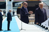 Askerleri Türkçe selamladı! Trump'ın o hareketi Cumhurbaşkanı Erdoğan'dan alkış aldı