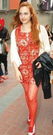 Sultan çok kötü giyiniyor - Resim: 4