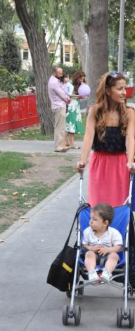 Ünlü sanatçının oğlu ilk kez görüntülendi - Resim: 1