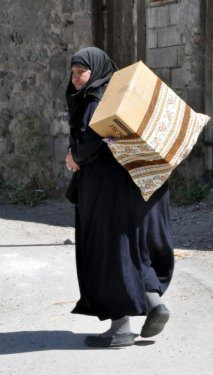 Yardım yaparken utandırdılar - Resim: 3