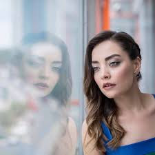 Önce inkar ettiler sonra el ele aşklarını ilan ettiler - Resim: 3