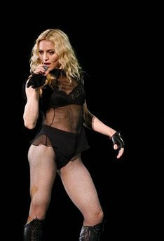 Madonna Mc Cain'e aptal dedi - Resim: 2