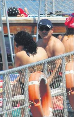 BDP'li vekil Bodrum'da sefa sürüyor - Resim: 4