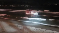 Çanakkale'de karaya oturan tekne kurtarıldı