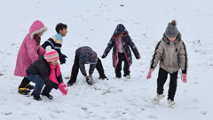 Suriye'nin kuzeyinde uzun yıllar sonra kar yağdı